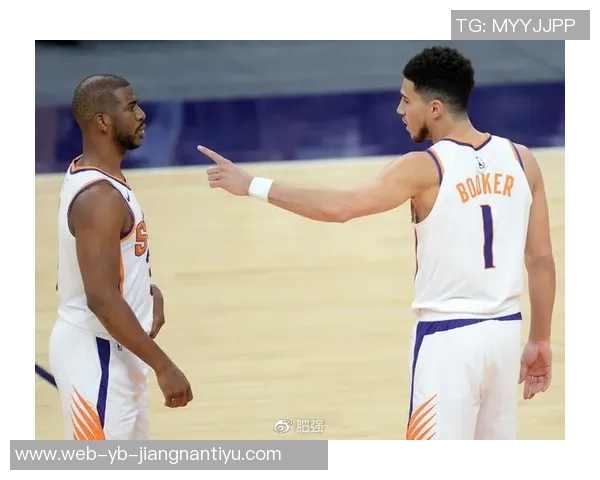 布克高效表现16投10中罚球全中独得31分助球队争胜 布克高效表现16投10中罚球全中独得31分助球队争胜